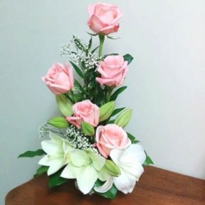 pink-rose-and-white-lilly-arrangement-328x328