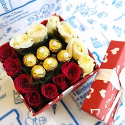 Roses with ferrero rocher in designer gift box