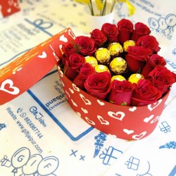 Ferrero rocher and rose in heart shape gift box