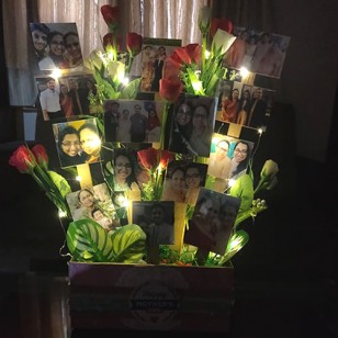 Customized photo bouquet for happy mother's day