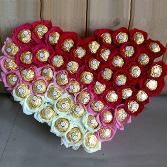 Heart shape arrangement of ferrero rocher and roses Flowers with chocolates Delivery Jaipur, Rajasthan
