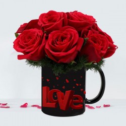 Red roses in love mug