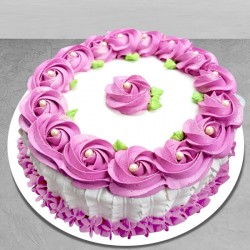 Delicious flowery cake