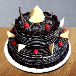 Double story chocolate cake
