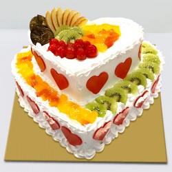 Heart shape double story fruit cake