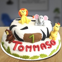 Jungle theme animal cake for kids