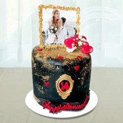 Photo cake for anniversary celebration