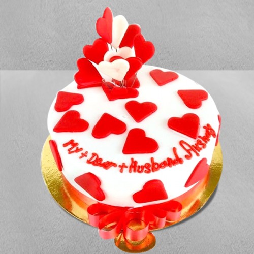 Order heart shape Brownie Chocolate Cream cake online Free Shipping in  Delhi, NCR, Bangalore, Jaipur | Delhi NCR