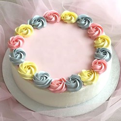 Floral design cake